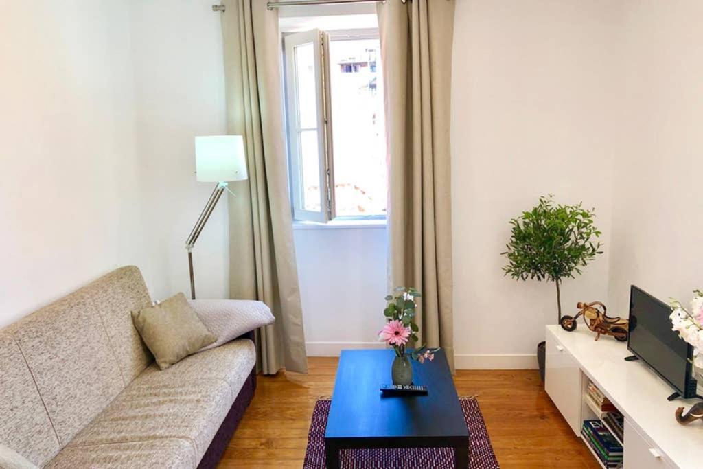 32 3 - Lisbon City Life Private Apartment, Bairro Alto Exterior photo